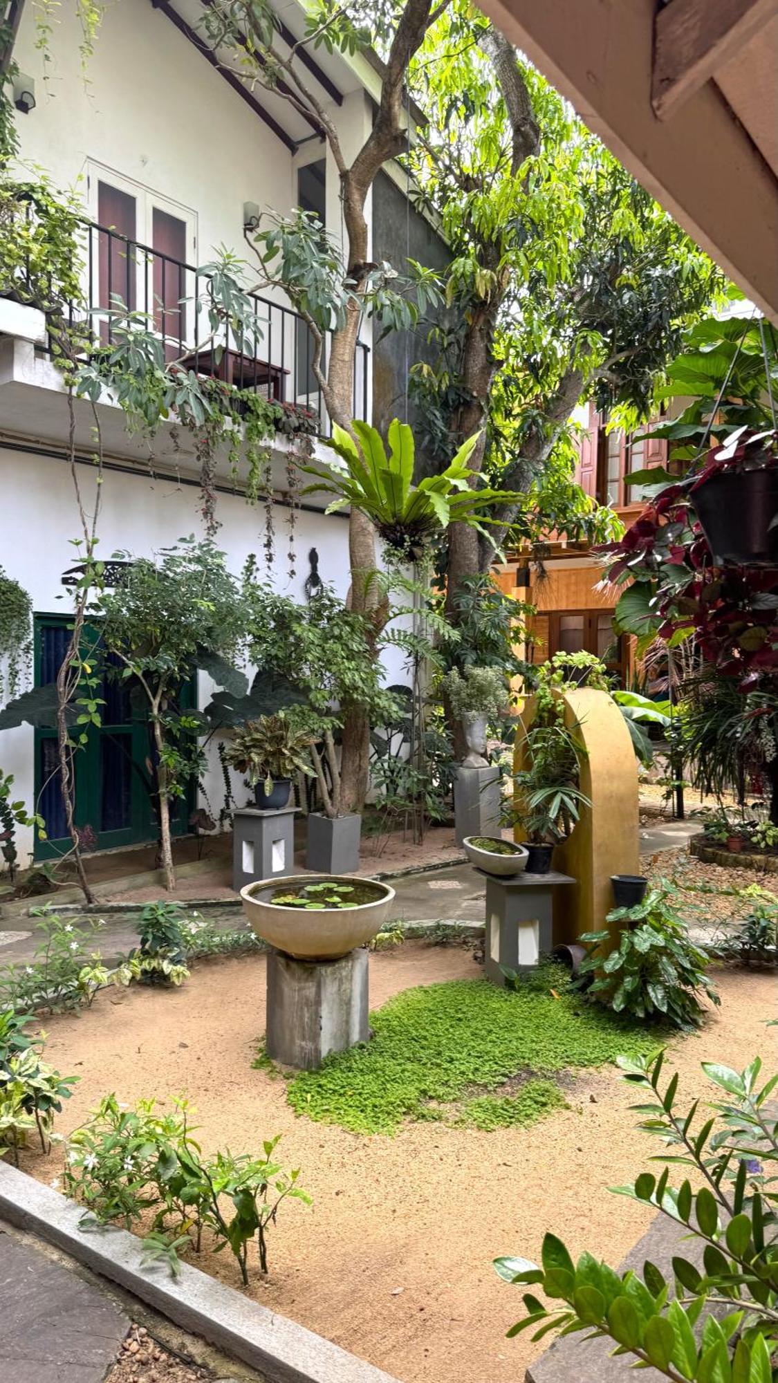 Gomez Place Negombo Luaran gambar