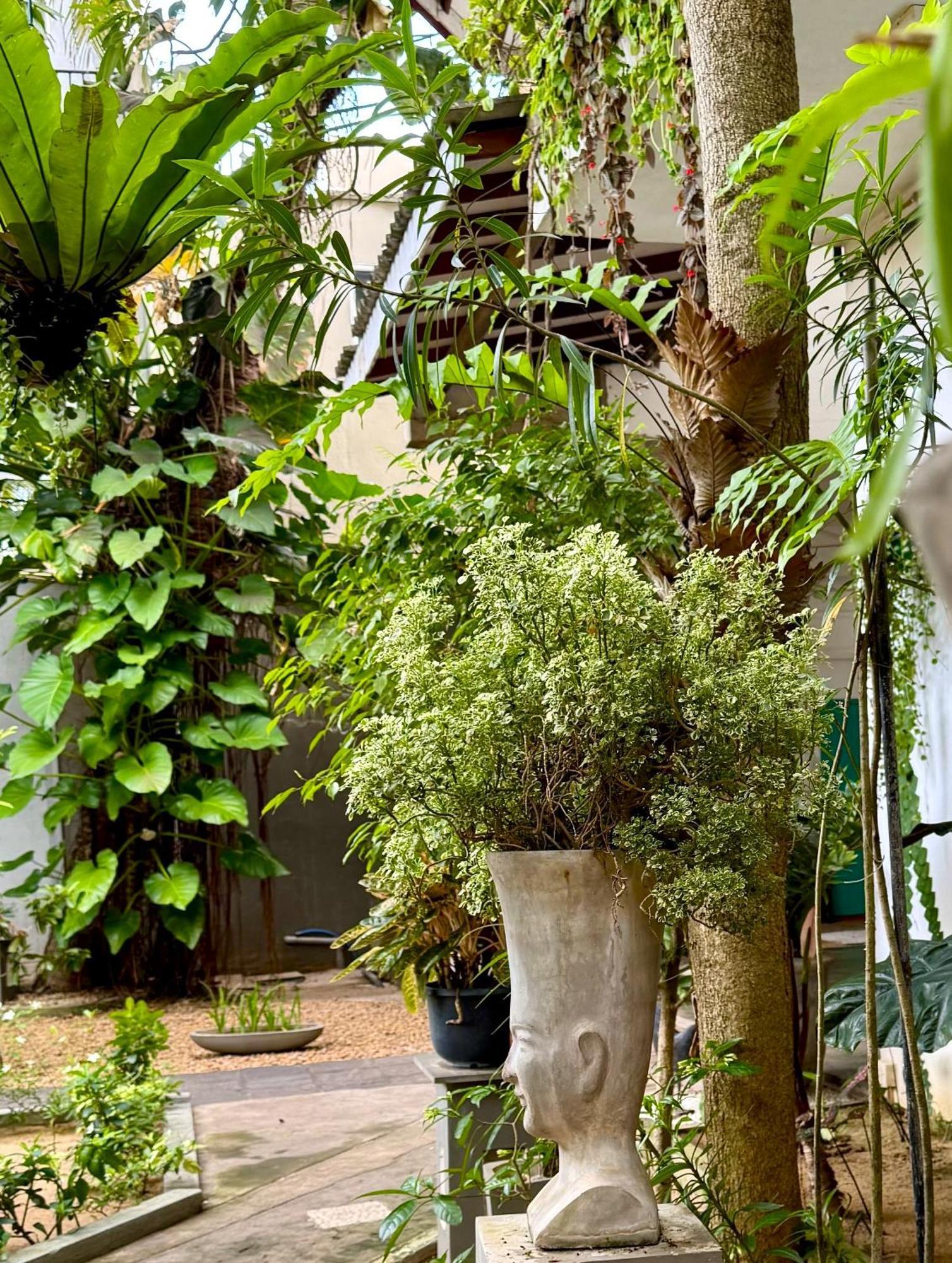 Gomez Place Negombo Luaran gambar